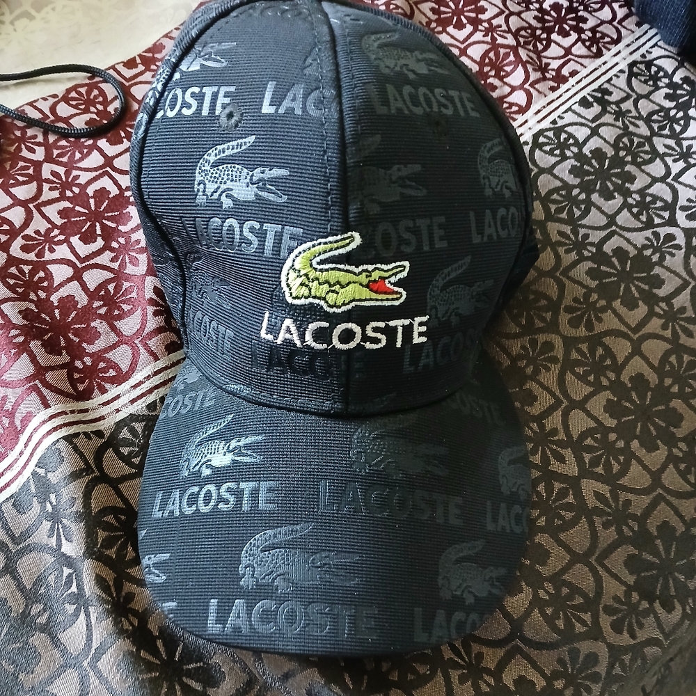 Lacoste hat